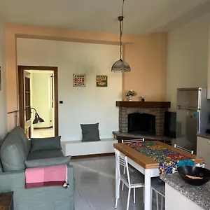 Casa Di Fausto - Citylife , Milano Italia