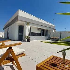 Terrazza Bianca , Vittoria Italia