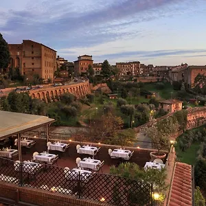 Athena 4*, Siena Italia